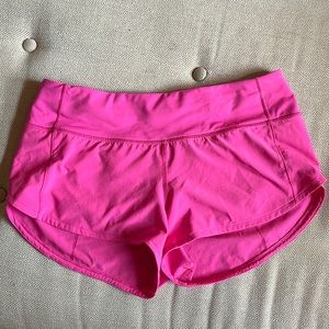 Lululemon speed up short